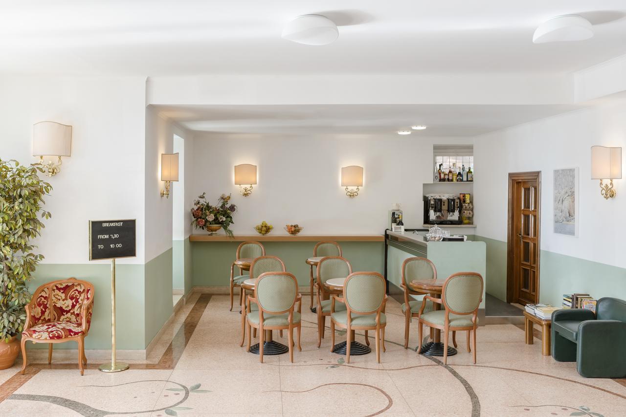 Hotel Riviera Анцио Экстерьер фото